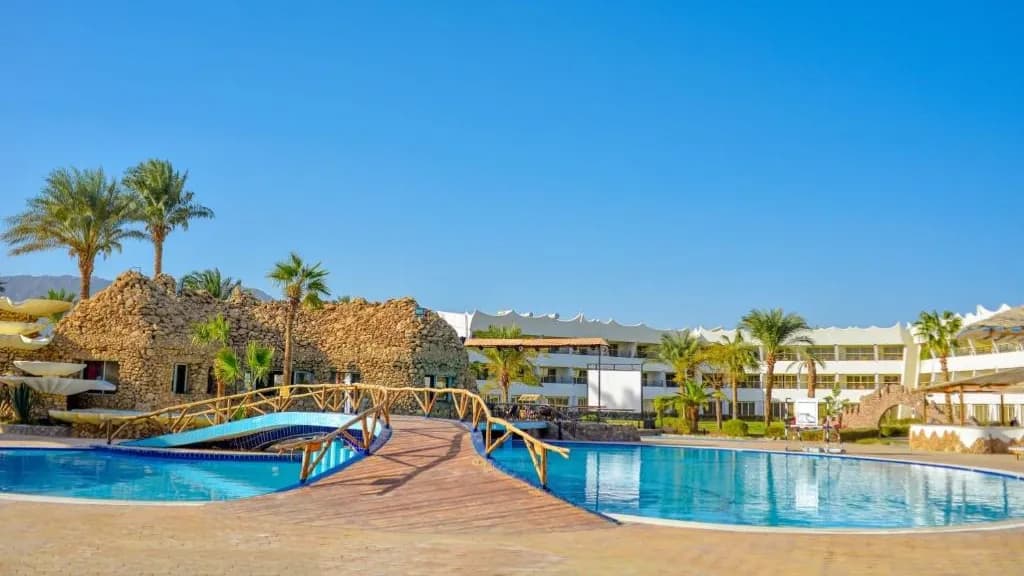 טיים קורל נואיבה ריזורט (הילטון נואיבה קורל לשעבר)